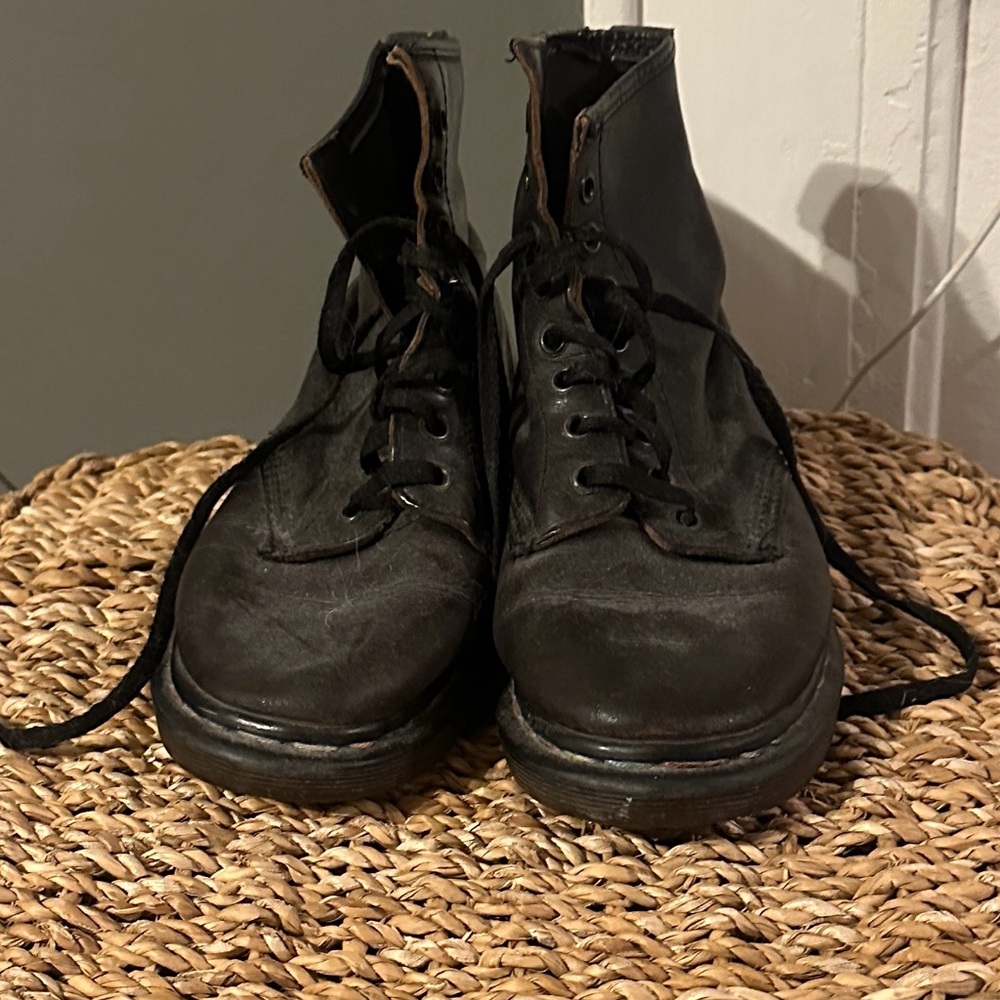 Authentic vintage 1993 Doc Martens